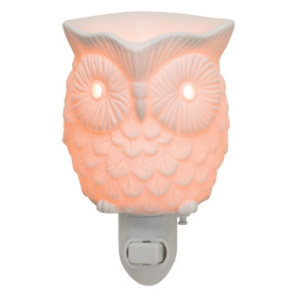 Scentsy ‘Whoot’ Owl Mini Warmer - Picture 1 of 2
